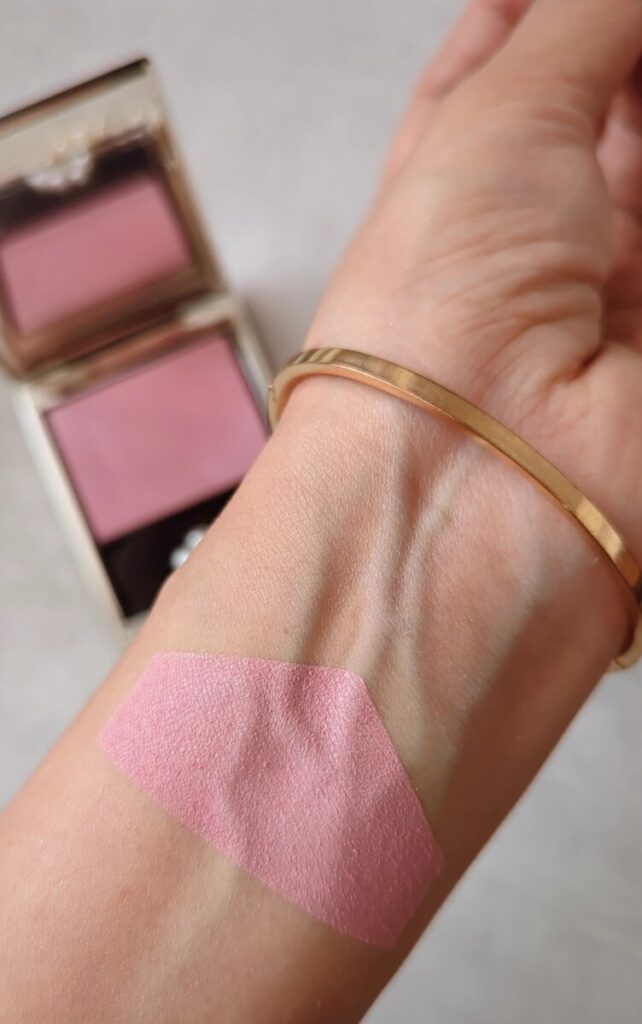 102 TOKIFUKE (Smoky Pink x Pink Pearl) swatches