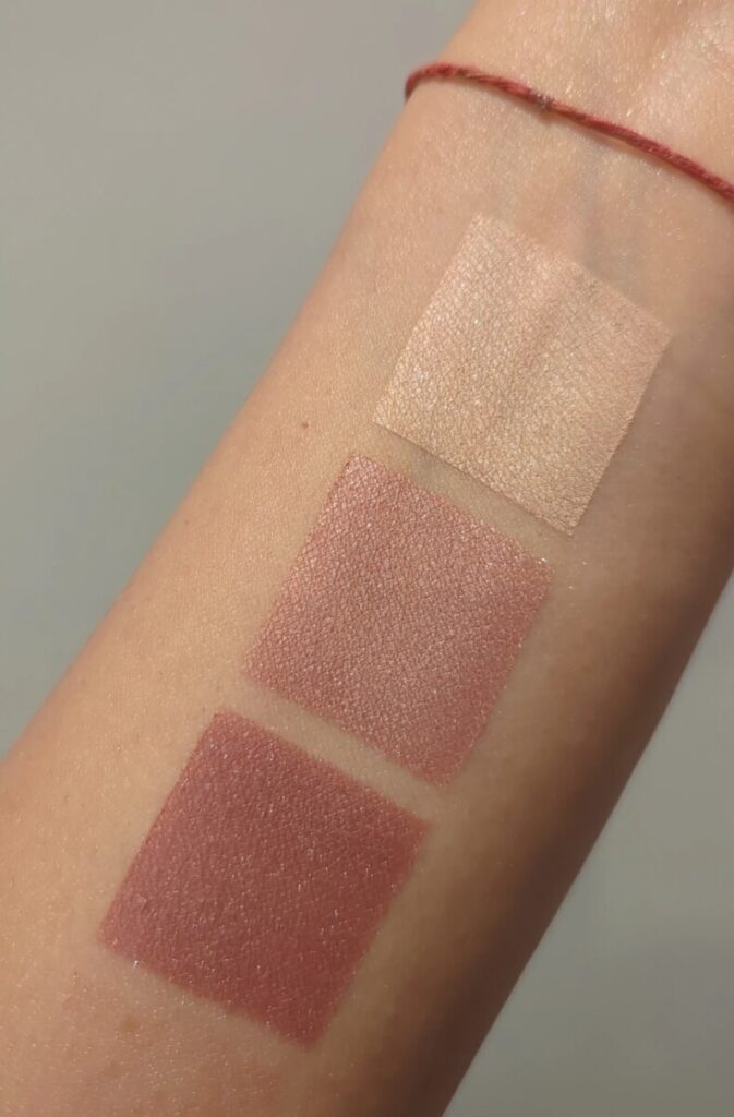 107 YUMEWASURE | Mauve Rose × Shell Pink blusher swatches (highlighter, highlighter + blush, blush)